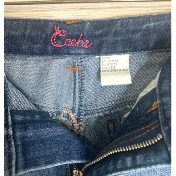 Cache Women's Bootcut Jeans Size 8 Blue Denim with Embroidered Floral Detail - Picture 5 of 8